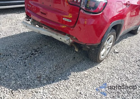 2023 Jeep Compass Latitude 4X4 z USA, uszkodzony, nr VIN 3C4NJDBN9PT540656